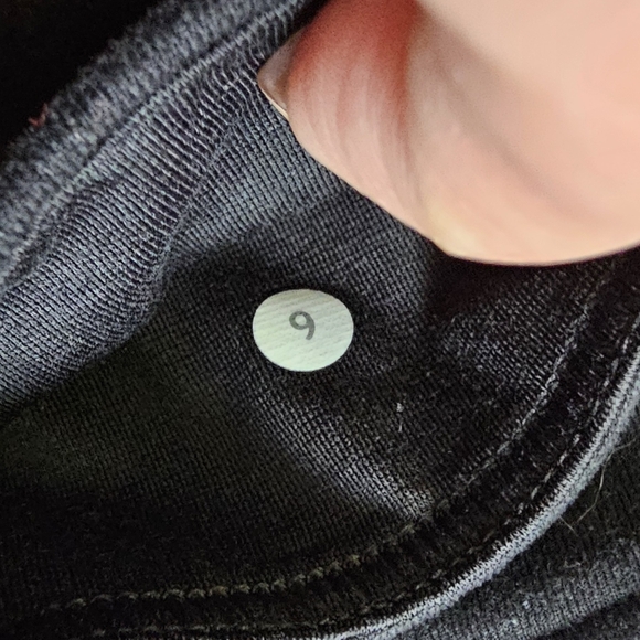 Lululemon Wunder under leggings - Picture 2 of 2